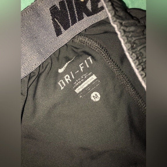 Nike dri-fit pants - Picture 2 of 2